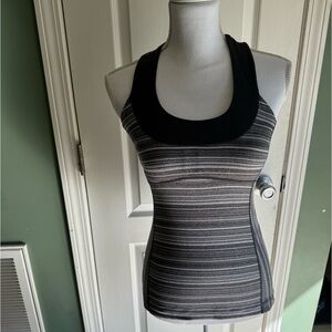 LULULEMON Scoop Neck Tank Top Stripes‎ Galore Black Gray Yoga Shelf Bra Gym Sz 4
